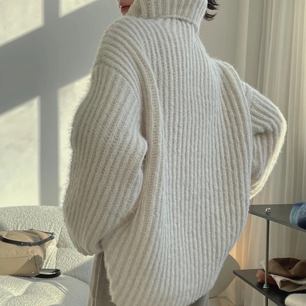 GORGEOUS Chunky Oversized Cozy Warm Blue Turtleneck Rib Fuzz Thick Heavy Sweater - Picture 5 of 8